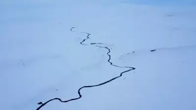 Akyaka'nın Kayadöven Köyü Beyaza Büründü, Kar Yaşamı Zorlaştırıyor