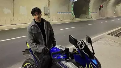 Antalya'da Feci Kaza: Motosiklet Otomobile Saplandı, Üniversiteli Deniz Hayatını Kaybetti