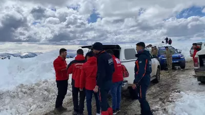 Ağrı Dağı'nda Kaybolan Dağcı Sevim Hasanova İçin Arama Kurtarma Çalışmaları Yoğun Şekilde Devam Ediyor