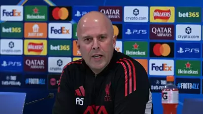 Arne Slot: Galatasaray'a Hiç Gol Şansı Vermedik, PSG'yi de Endişelendireceğiz