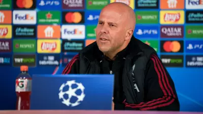 Arne Slot'tan Galatasaray İtirafı: 'Taraftarlar İnanılmaz Islıkladı, İleri Hattı Çok Hızlı'