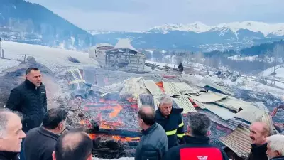 Artvin Şavşat'ta Çıkan Yangında 1 Ev, 2 Ahır ve 2 Ambar Kullanılamaz Hale Geldi