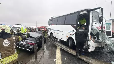 Başakşehir'de Polis Servisi Kazası: 1 Şehit, 17 Yaralı