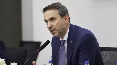 Bakan Bayraktar, Kanada Dışişleri Bakanı ile Enerji İşbirliğini Görüştü