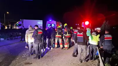 Balıkesir'de Feci Trafik Kazası: Otomobil Şarampole Devrildi, 1 Kişi Hayatını Kaybetti