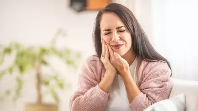 Bayramda Tatlı Tüketimi Diş Sağlığını Tehdit Ediyor: Uzmanlar Kritik Uyarılarda Bulundu