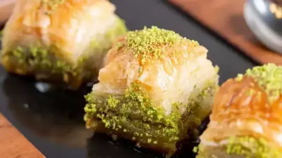 Bayramda Tatlı Tüketimine Dikkat: Uzman Uyarıyor