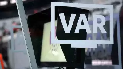 Beşiktaş - Galatasaray Derbisi Hakem Kadrosu Açıklandı: VAR'da Ömer Faruk Turtay