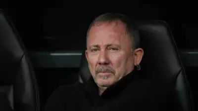 Beşiktaş'ta 3 Yıldız Oyuncu Sergen Yalçın'ın İsteğiyle Takımdan Ayrılıyor