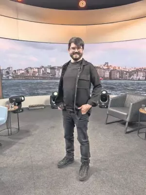 Bestemsu Özdemir: Oğlumun Beni Sahnede İzlemesini Heyecanla Bekliyorum