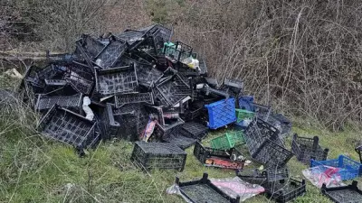 Bilecik'te Kanal Boyu Çöplüğe Dönüştü: Plastik Atık Dağları Çevre Felaketi Yaratıyor