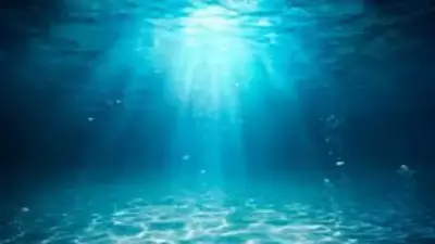 Bilim İnsanları Dünya'nın Derinliklerinde Okyanuslardan Büyük Su Rezervi Keşfetti