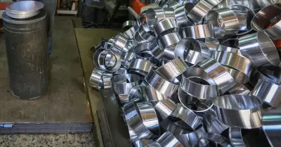 Borsa ve Döviz Piyasalarında Hareketli Gün: Endeksler ve Döviz Kurlarındaki Değişimler