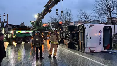 Büyükçekmece'de Feci Servis Kazası: 1 Can Kaybı, 9 Yaralı