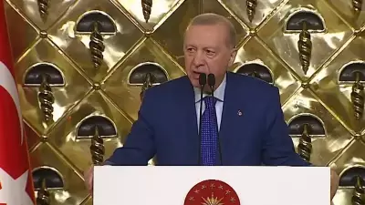 Cumhurbaşkanı Erdoğan'dan Kritik Açıklamalar: 'Türkiye Ölmez, Dünya Sisteminde Çatırdama Var'