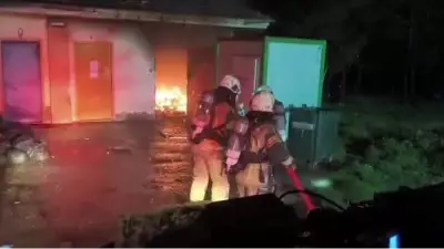 Diyarbakır'da Onkoloji Tıbbi Atık Deposunda Çıkan Yangın Paniğe Yol Açtı