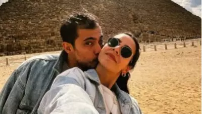 Doğaç Yıldız, Mısır Piramitleri Önünde Başak Çoruh'a Evlilik Teklifi Etti