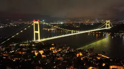 Fatih Sultan Mehmet Köprüsü Endometriozis Farkındalığı İçin Sarıya Büründü