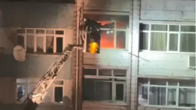 Fatih'te Koca Dehşeti: Eşini Öldürüp Evini Ateşe Verdi