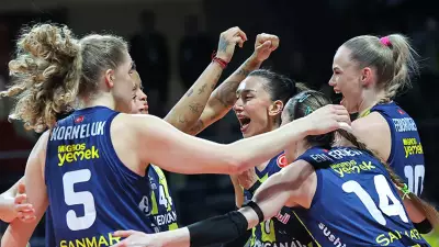 Fenerbahçe Medicana, AXA Sigorta Kupa Voley'de Dörtlü Final'e Yükseldi