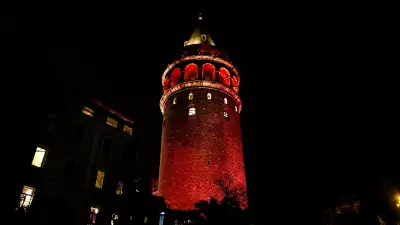 Galata Kulesi Multipl Miyelom Farkındalığı İçin Kırmızı Işıkla Aydınlanacak