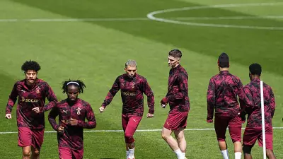 Galatasaray'ın Liverpool Maçı Kamp Kadrosu Açıklandı: Sanchez Yok!