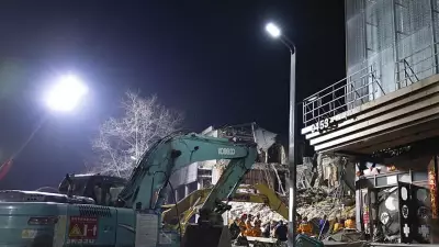 Çin'de Bina Çökmesi: 7 Kişi Hayatını Kaybetti, 2 Yaralı Kurtarıldı