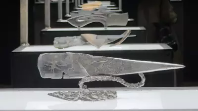 Metrohan'da 'Oda Oda' Sergisi: Sanatçıların Düşünsel Alanları Buluşuyor