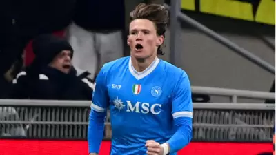 Napoli, Cagliari'yi McTominay'ın Gölüyle Geçti: Serie A'da Üst Üste 4. Galibiyet