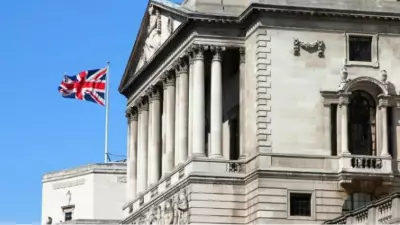 İngiltere Merkez Bankası Faizi Yüzde 3,75'te Sabit Tuttu, Enflasyon Riski Vurgulandı