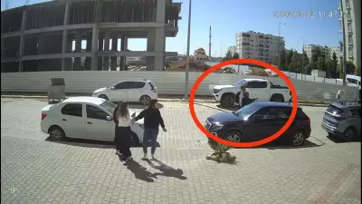 Nusaybin'de Silahlı Kavga Kameralara Yansıdı: 2 Kişi Yaralandı