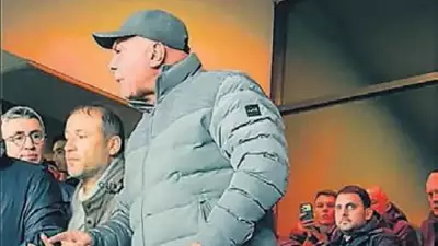 Protokol Tribününde Gerginlik: Samsunspor Başkanı ile Taraftarlar Tartıştı