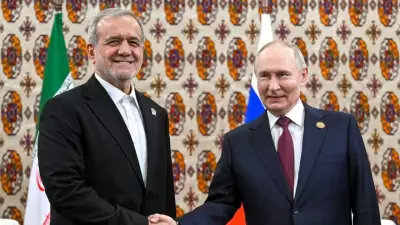 Putin ve Pezeşkiyan Telefonda Görüştü: İran'a Saldırılar Ele Alındı