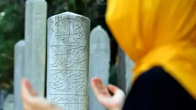 Ramazan Bayramı Öncesi Mezarlık Ziyareti ve Kabir Duası Araştırmaları Arttı