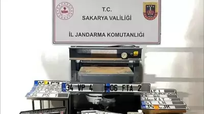Sakarya'da Sahte Plaka Operasyonu: 3 Şüpheli Gözaltında