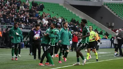 Sakaryaspor, Vanspor FK'yı 90+4'te Yıktı: Dramatik Galibiyet!