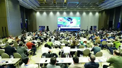 İstanbul'da Rinoplasti Zirvesi: Üç Canlı Ameliyat ve Uzman Tecrübeleri