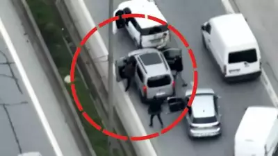 Sultanbeyli'de Polis Kovalamacası: Drone ile Takip Edilen Şüpheliden 5 Kilo Uyuşturucu Çıktı