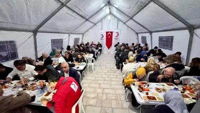 İzmir'de Ramazan Dayanışması: Binlerce Kişiye İftar Sofrası Kuruluyor