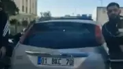 Adana'da Trafik Tartışması: Aracın Önü Kesildi, Kapı Kolu Kırıldı