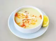 Akşam Yemeği İçin Nefis Bir Menü: Tavuklu Düğün Çorbası, Ekşili Pilav ve Kaşık Helvası