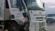Antalya'da Belediye Araçları Çarpıştı: 7 Kişi Yaralandı