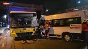 Beşiktaş'ta Servis Minibüsü ile İETT Otobüsü Kafa Kafaya Çarpıştı: 2 Yaralı
