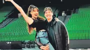 Cedi Osman ve Ebru Şahin'den Antrenman Sahasında Romantik Poz
