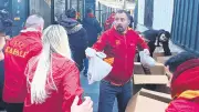 Dursun Özbek Maça Gitmedi, Yine Totem Yaptı: Galatasaray'da Gelenek Sürüyor