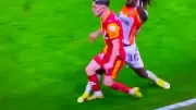 Galatasaray'ın Zaferinde Hakem Kararı Tartışma Yarattı: Eski Hakemler Eleştirdi