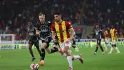 Göztepe ile Alanyaspor Berabere Kaldı, Hakem Albayrak Tarihe Geçti