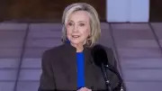 Hillary Clinton'ın Epstein İfadesinde Masayı Terk Ettiği Anların Videosu Yayınlandı