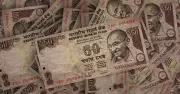 Hindistan Rupisi Değer Kaybederken Merkez Bankası Piyasaya Müdahale Etti