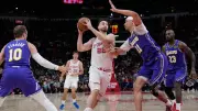 NBA'de Alperen Şengün'ün Double-Double'ı Yetmedi, Rockets Lakers'a Yenildi